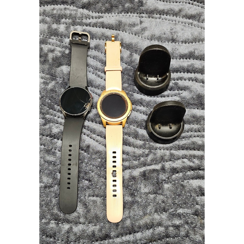 Samsung Galaxy Watch Bundle For Parts Repair ONLY Rose Gold Black